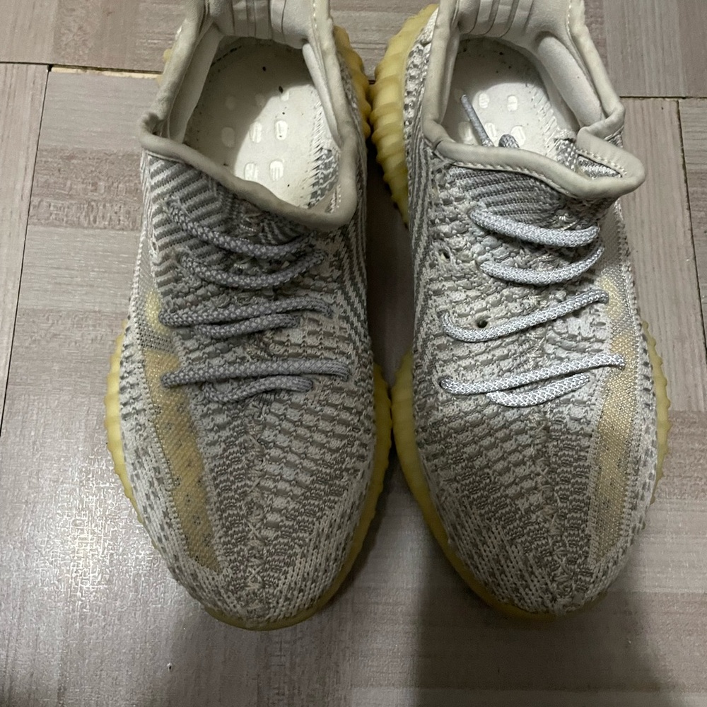 Adidas x Yeezy Boost - very good condition, size 5 men's